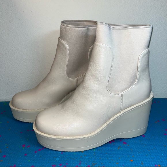 New top Moda Women faux leather Ankle Slip On Platform booties cream size 7.5 - Picture 7 of 8